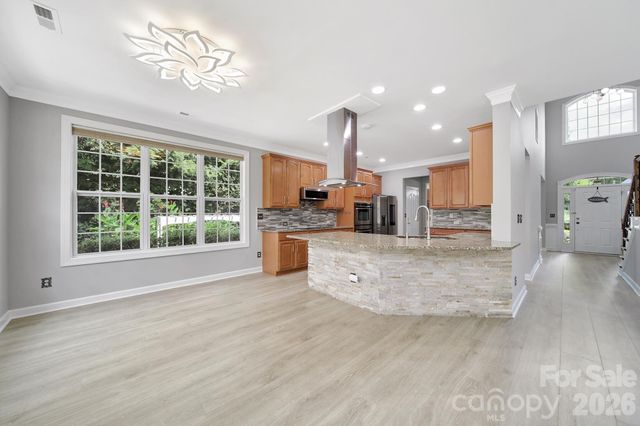 2210 Legacy Oak Drive, Waxhaw, NC 28173