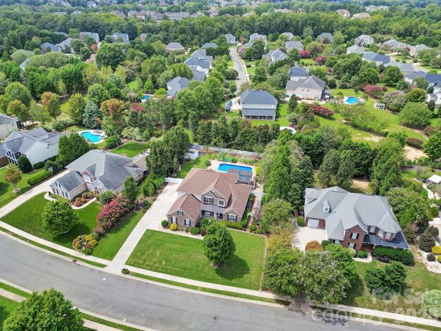 2210 Legacy Oak Drive, Waxhaw, NC 28173