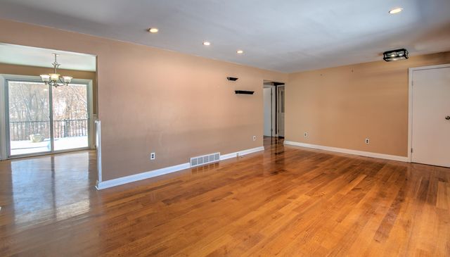 12418 White Oak Drive, Crown Point, IN 46307