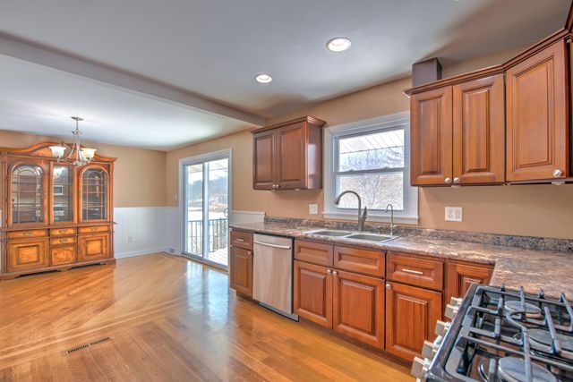 12418 White Oak Drive, Crown Point, IN 46307