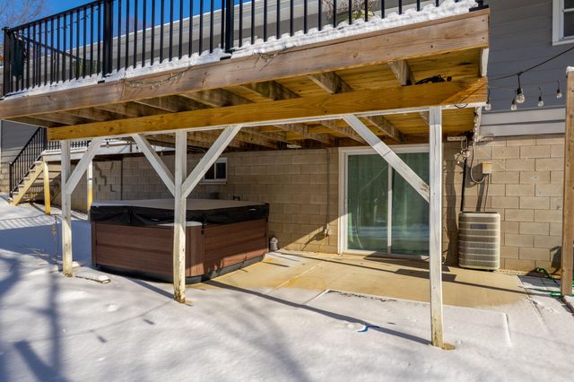 12418 White Oak Drive, Crown Point, IN 46307