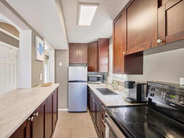 1214 E Atlantic Avenue E 1, Delray Beach, FL 33483