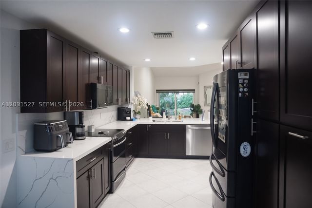 1575 Zenith Way 1575, Weston, FL 33327