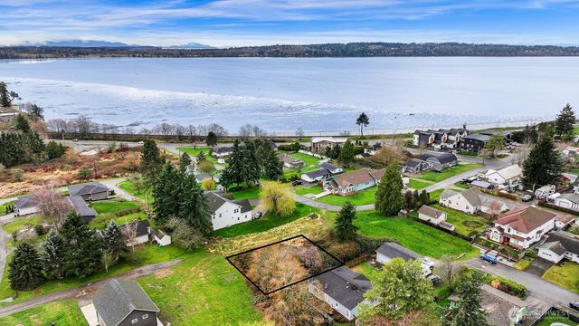 944 Georgia Street, Blaine, WA 98230