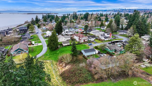 944 Georgia Street, Blaine, WA 98230