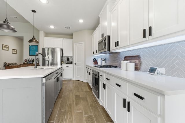 2809 Comal Drive, Little Elm, TX 75068