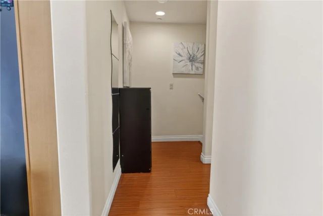 2307 Mira Vista 103, Montrose, CA 91020