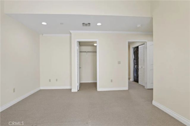 2307 Mira Vista 103, Montrose, CA 91020