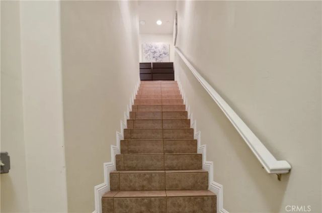 2307 Mira Vista 103, Montrose, CA 91020