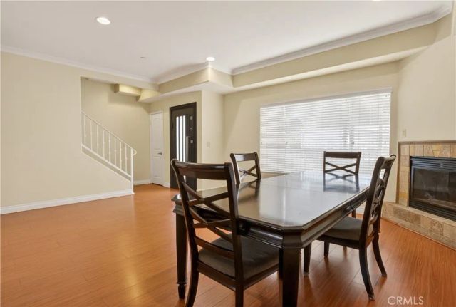 2307 Mira Vista 103, Montrose, CA 91020