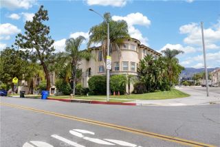 2307 Mira Vista 103, Montrose, CA 91020