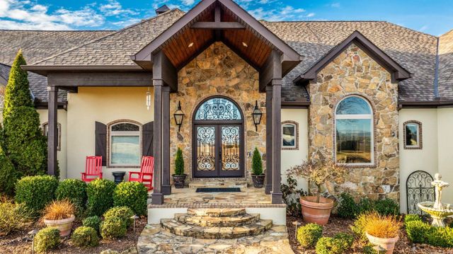 15716 Summit View Lane, North Little Rock, AR 72113