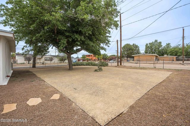 1740 Wade Street, Las Cruces, NM 88001