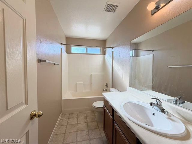 920 Hunters Ridge Way, North Las Vegas, NV 89032
