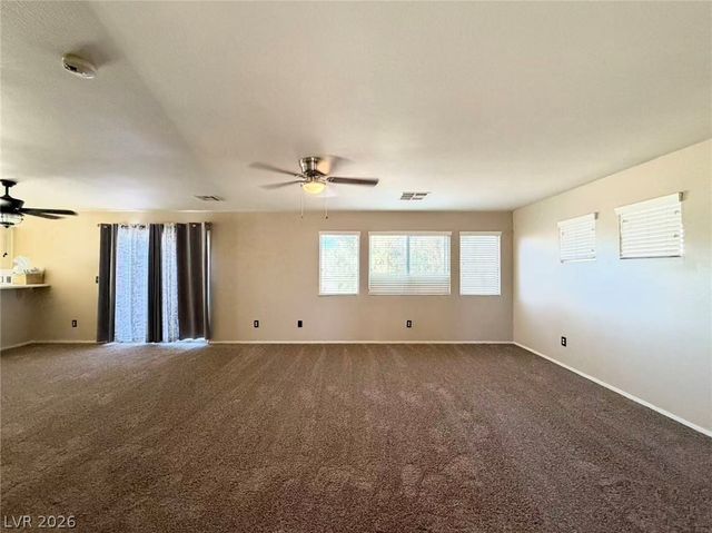 920 Hunters Ridge Way, North Las Vegas, NV 89032