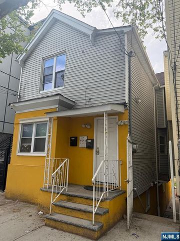 78 Garside Street, Newark, NJ 07104