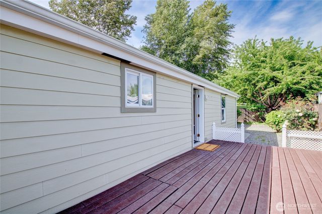 1115 Todd Place, Burlington, WA 98233