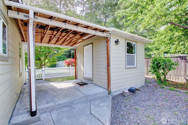 1115 Todd Place, Burlington, WA 98233