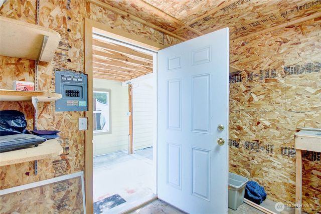 1115 Todd Place, Burlington, WA 98233