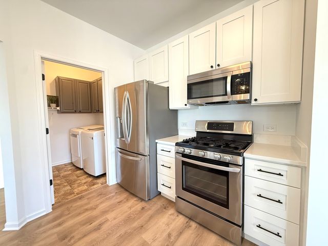 5293 Pebble Lane, Crystal Lake, IL 60012