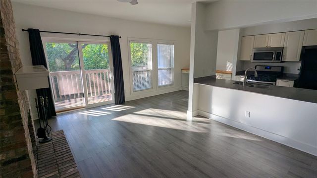 3839 Dry Creek DR 139, Austin, TX 78731