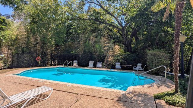 3839 Dry Creek DR 139, Austin, TX 78731