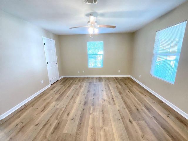 975 S Ann Street, Sour Lake, TX 77659