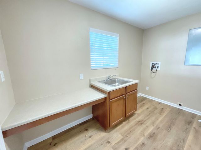 975 S Ann Street, Sour Lake, TX 77659