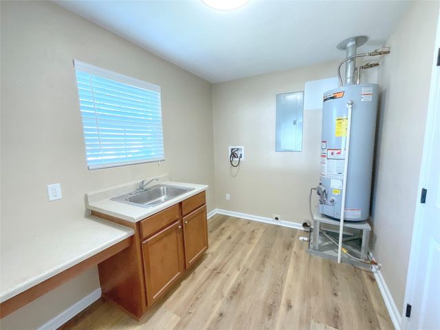 975 S Ann Street, Sour Lake, TX 77659