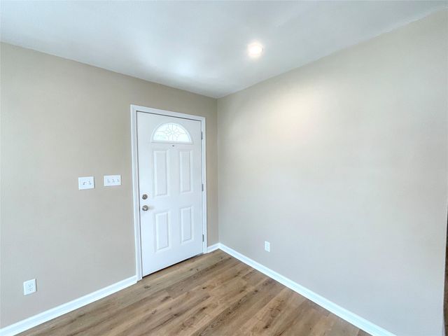 975 S Ann Street, Sour Lake, TX 77659