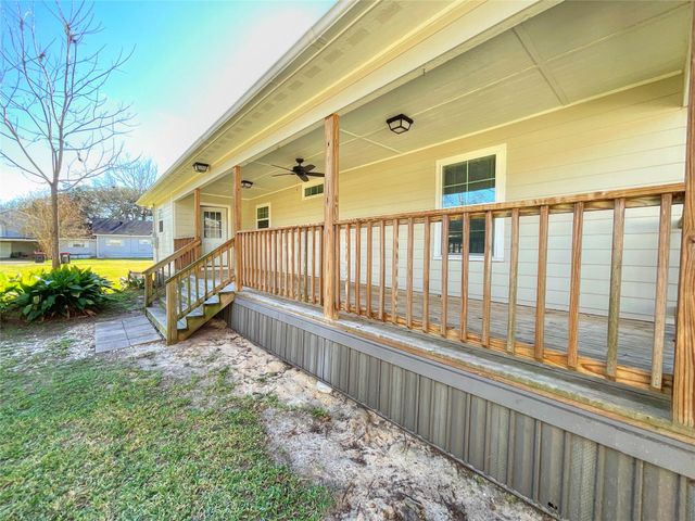 975 S Ann Street, Sour Lake, TX 77659