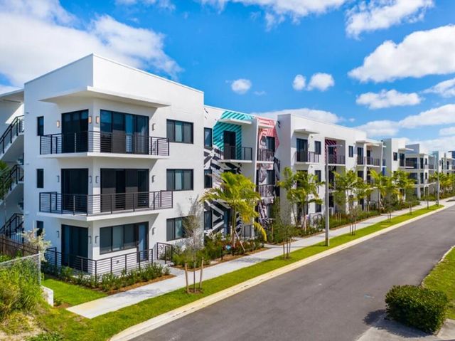 1301 Alpha Street 2104, West Palm Beach, FL 33401