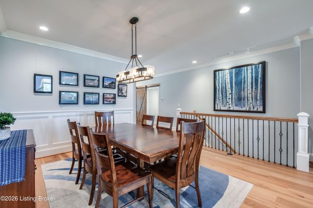 213 Locust Park Pl, Louisville, KY 40245