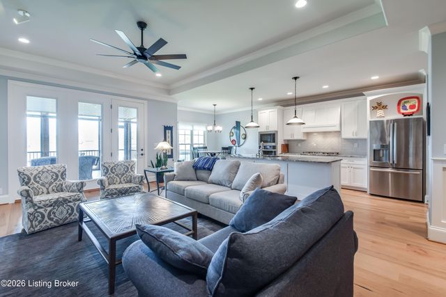213 Locust Park Pl, Louisville, KY 40245