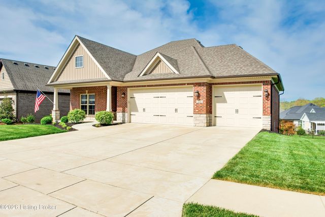 213 Locust Park Pl, Louisville, KY 40245