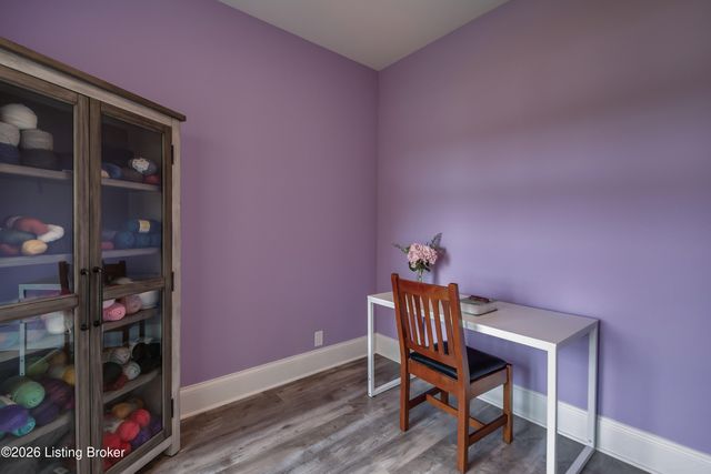 213 Locust Park Pl, Louisville, KY 40245