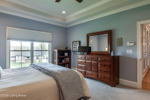 213 Locust Park Pl, Louisville, KY 40245