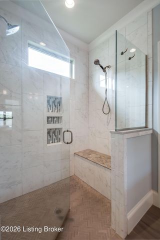 213 Locust Park Pl, Louisville, KY 40245