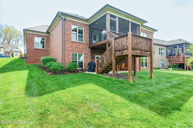 213 Locust Park Pl, Louisville, KY 40245