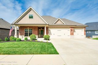 213 Locust Park Pl, Louisville, KY 40245