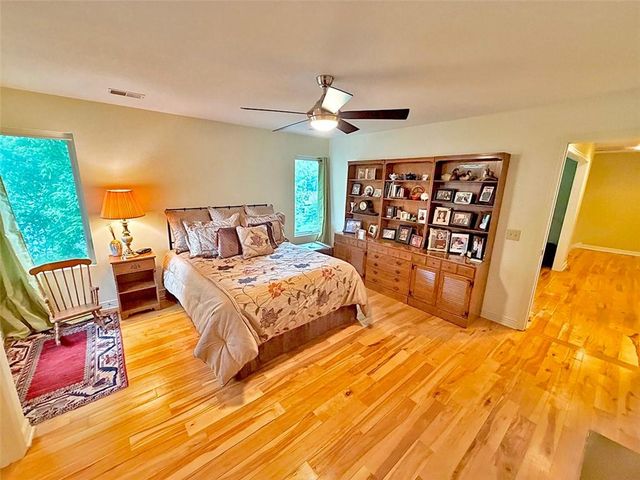 4525 Eaton Street, Kansas City, KS 66103