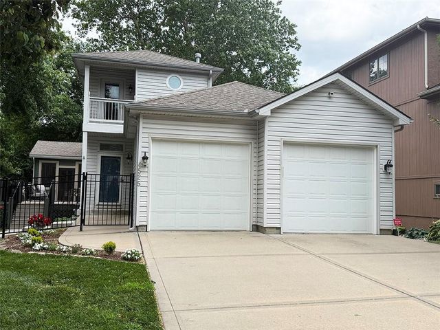 4525 Eaton Street, Kansas City, KS 66103