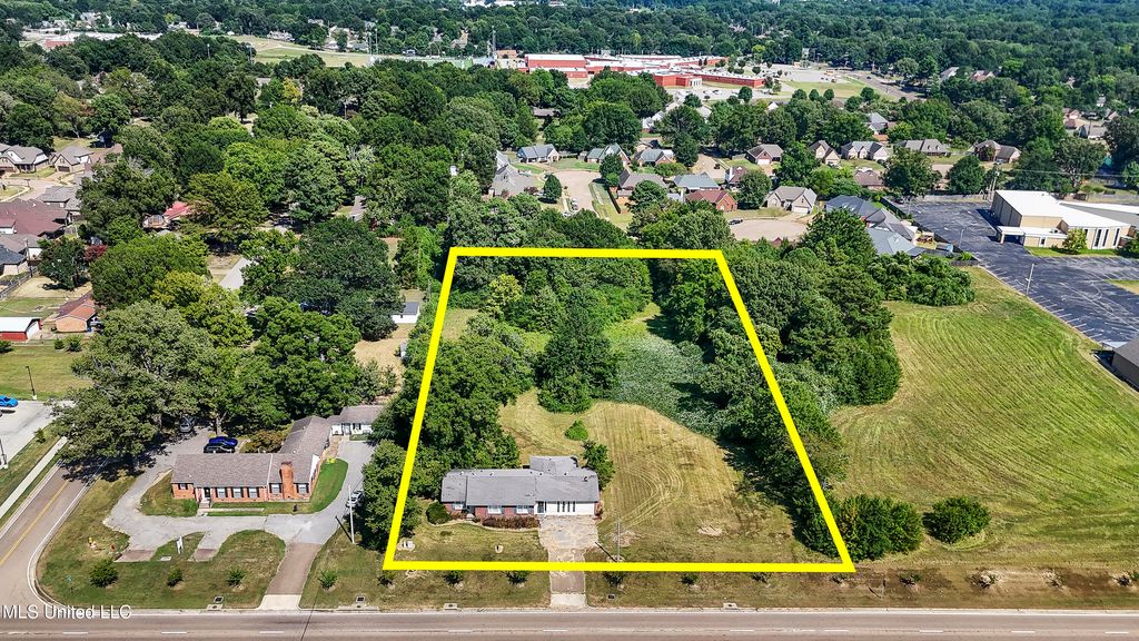 6180 Cockrum Street Road, Olive Branch, MS 38654