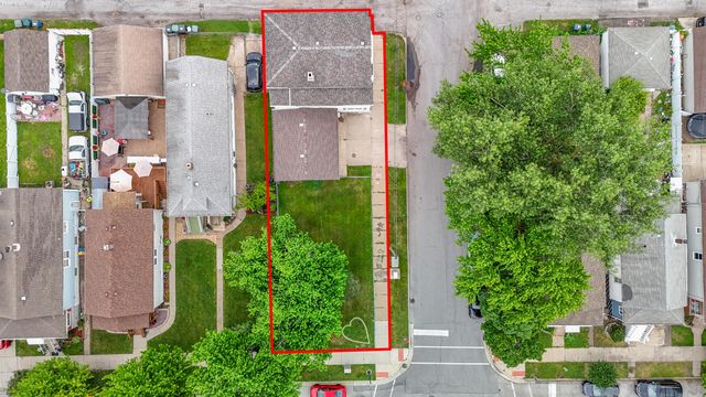 2347 New York Avenue, Whiting, IN 46394