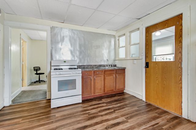 2347 New York Avenue, Whiting, IN 46394