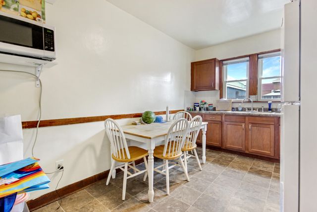 2347 New York Avenue, Whiting, IN 46394