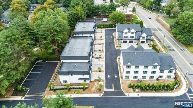 108 Collignon Way 108, River Vale, NJ 07675