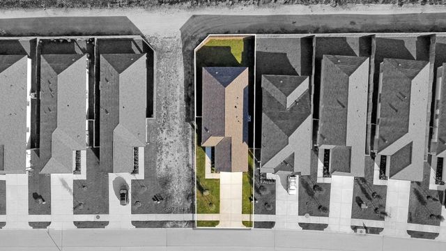 16675 Sterling Cliff Street, Conroe, TX 77302