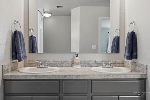 11455 W Meliadine River, Nampa, ID 83686