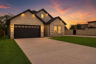 745 S Carroll Street, La Porte, TX 77571